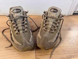 RARE Hard To Find Nike Air Max 95 Size 9.5 Brown Sneakers 609048-200